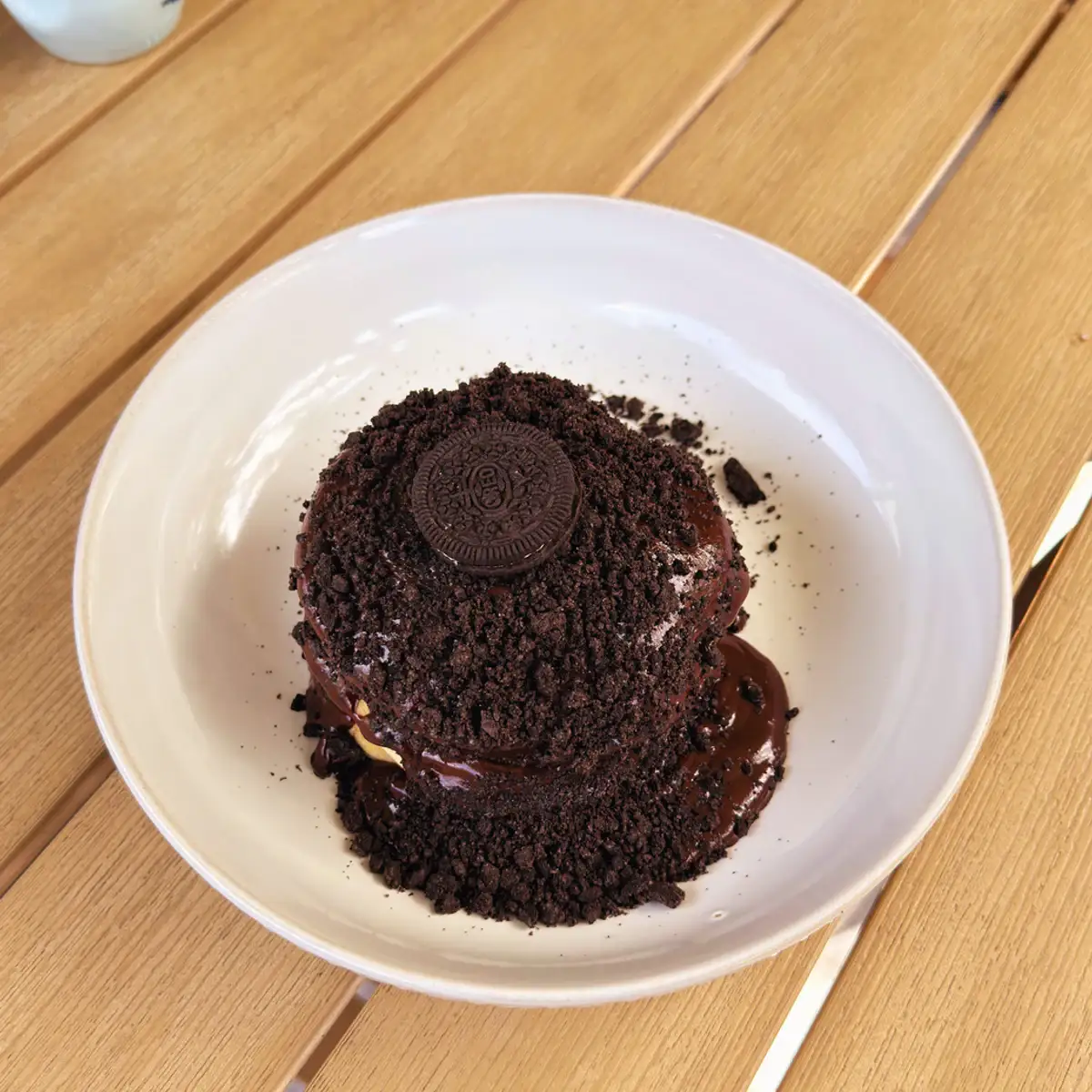 아오낭 Thongyib Thongyod Brunch & Cafe의 Choco Oreo Pancakes